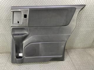 Обшивка дверей правая задняя HONDA ODYSSEY RC1 K24W VTEC 83700-T6A-0030-22 1 ракурс