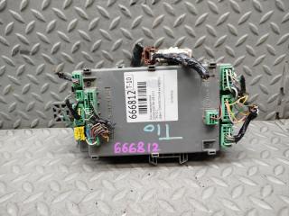 Блок предохранителей HONDA JADE FR4 LEB T4R-J012 2 ракурс Блок предохранителей HONDA JADE FR4 LEB T4R-J012 2 ракурс
