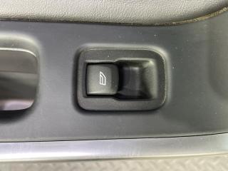 Обшивка дверей левая задняя VOLVO V60 FW48 B4164T 1302149 5 ракурс