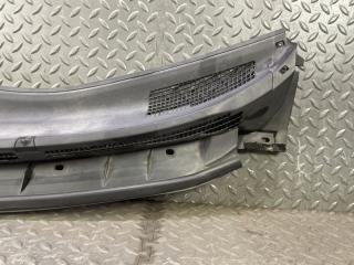 Планка под дворники NISSAN NOTE E12 668623VA0A 5 ракурс Планка под дворники NISSAN NOTE E12 668623VA0A 5 ракурс