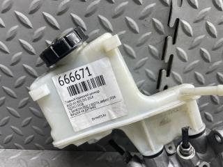 Главный тормозной цилиндр AUDI A3 8VS CXS 5Q2611301B 2 ракурс Главный тормозной цилиндр AUDI A3 8VS CXS 5Q2611301B 2 ракурс