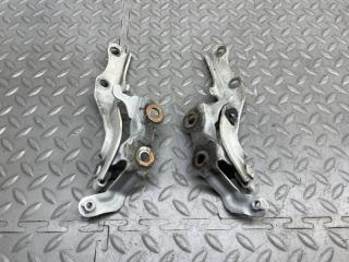 Петля капота TOYOTA PRIUS NHW10 2 ракурс