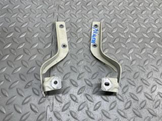 Петля капота SUZUKI EVERY DA64V 2 ракурс