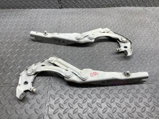 Петля капота AUDI A1 8X CAX 8X0823301 3 ракурс