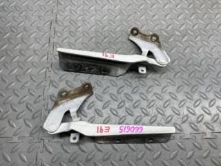 Петля капота NISSAN STAGEA WHC34 RB20DE 3 ракурс