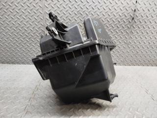 Корпус воздушного фильтра NISSAN ELGRAND E51 5 ракурс