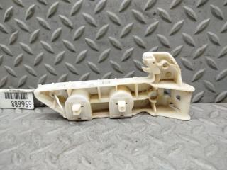Крепеж бампера левый передний NISSAN X-TRAIL NT31 MR20DE 622233UB0A 2 ракурс