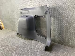 Обшивка багажника правая задняя MAZDA PREMACY CP8W FP 3 ракурс