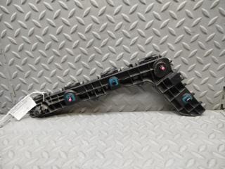 Крепеж бампера правый задний TOYOTA COROLLA ZWE211 2ZR-FXE 52575-12260 2 ракурс Крепеж бампера правый задний TOYOTA COROLLA ZWE211 2ZR-FXE 52575-12260 2 ракурс
