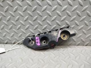 Крепеж бампера левый передний SUBARU STELLA LA100F 52116-B2350 1 ракурс
