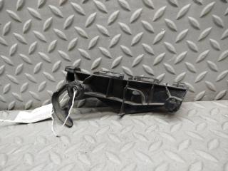 Крепеж бампера правый передний LEXUS GS450H GWL10 2GR-FXE 52535-30230 2 ракурс