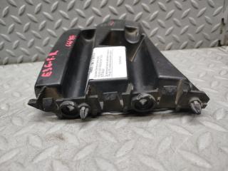 Крепеж бампера правый передний VOLVO V60 FW48 B4164T 30796626 3 ракурс