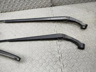 Щетка стеклоочистителя TOYOTA YARIS MXPH10 M15A-FXE 3 ракурс