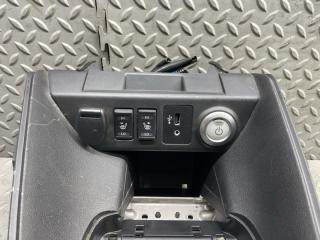Консоль кпп NISSAN LEAF ZE1 EM57 68922 5SK0A 4 ракурс