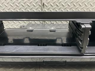 Бардачок пассажирский SUZUKI SPACIA MK53S R06A 73840-79R0 3 ракурс Бардачок пассажирский SUZUKI SPACIA MK53S R06A 73840-79R0 3 ракурс