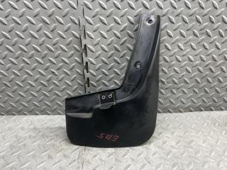 Брызговик правый задний MITSUBISHI DION CR9W 4G63 GDI 1 ракурс