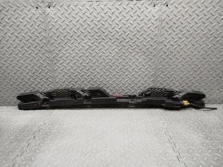 Крепеж бампера задний VOLKSWAGEN TOURAN 5T1 CZD 5TA807863 1 ракурс