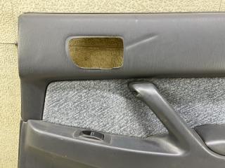 Обшивка дверей правая задняя TOYOTA VISTA SV40 4S-FE 67775-32090 2 ракурс