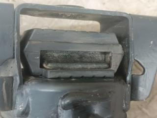 Подушка двигателя правая передняя TOYOTA VITZ NCP131 1NZ-FE 4 ракурс