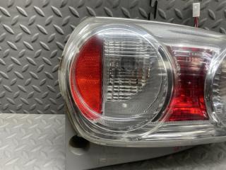 Стоп-сигнал левый задний TOYOTA PASSO KGC30 1KR-FE 220-51004 2 ракурс