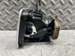 Дуйки правые передние VOLVO XC70 BZ90 B6304T4 30755192 2 ракурс