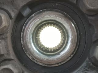 Ступица правая передняя NISSAN SERENA C25 MR20DE 5 ракурс