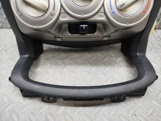 Климат-контроль TOYOTA PASSO KGC15 1KR-FE 3 ракурс
