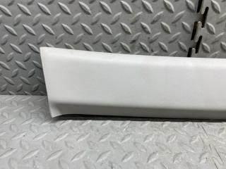 Накладка на стойку кузова правая передняя TOYOTA AQUA NHP10 1NZ-FXE 62211-52211 2 ракурс Накладка на стойку кузова правая передняя TOYOTA AQUA NHP10 1NZ-FXE 62211-52211 2 ракурс