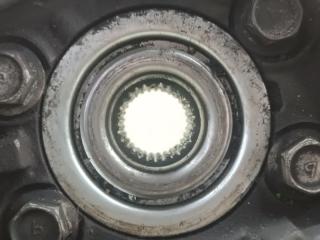 Ступица правая передняя NISSAN SERENA C25 MR20DE 5 ракурс