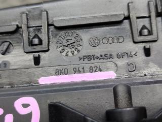 Блок предохранителей AUDI Q7 4L BHK 8K0941824 3 ракурс