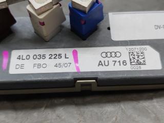 Антенна AUDI Q7 4L BHK 4L0035225L 3 ракурс