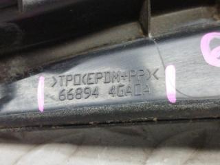 Уголок жабо правый NISSAN SKYLINE HV37 VQ35HR 668944GA0A 3 ракурс