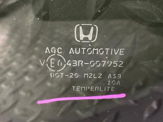 Стекло собачника правое заднее HONDA FIT GK3 L13B VTEC 43R-007952 3 ракурс