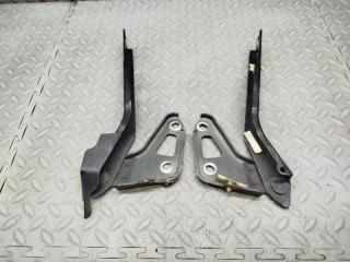 Петля капота AUDI Q7 4L BHK 4L0823301 2 ракурс