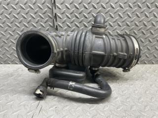 Патрубок воздушн.фильтра FORD EXPLORER U251 COLOGNE V6, ( ENNEO 4.0L ) 2 ракурс