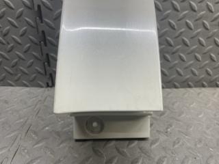 Планка под стоп левая задняя MITSUBISHI DELICA D:5 CV2W 4J11 6410A739 3 ракурс
