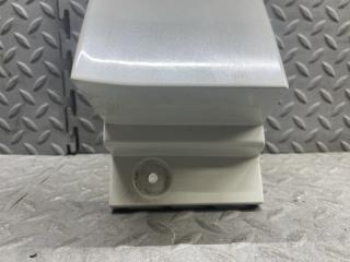 Планка под стоп левая задняя MITSUBISHI DELICA D:5 CV2W 4J11 6410A739 4 ракурс