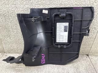 Накладка на стойку кузова правая передняя NISSAN SKYLINE HV37 VQ35HR 669004GA1A 3 ракурс