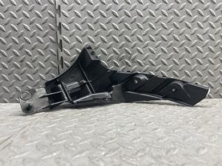 Крепеж бампера левый задний TOYOTA PASSO KGC10 1KR-FE 52156-B1010 2 ракурс Крепеж бампера левый задний TOYOTA PASSO KGC10 1KR-FE 52156-B1010 2 ракурс