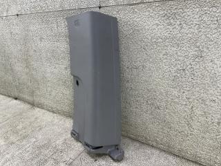 Накладка на стойку кузова правая задняя HONDA STEPWGN RP5 LFA 84131-TAA-J0-20 2 ракурс