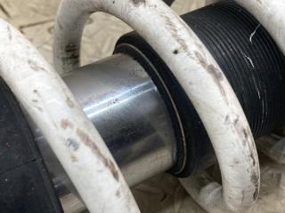 Стойка передняя TOYOTA VOXY ZRR75 3ZR-FAE 3 ракурс
