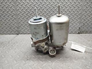 Блок abs TOYOTA AQUA NHP10 1NZ-FXE 47070-52010 3 ракурс