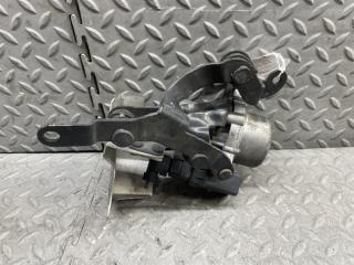 Вакуумный насос тормозной системы AUDI TT 8N AUQ 00612181B 2 ракурс