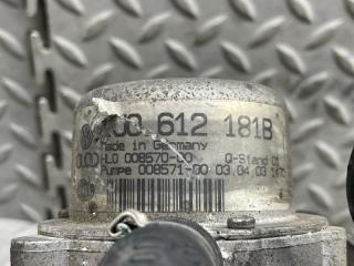 Вакуумный насос тормозной системы AUDI TT 8N AUQ 00612181B 3 ракурс