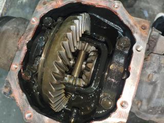 Балка подвески задняя TOYOTA CROWN JZS171 1JZ-GE 1 ракурс