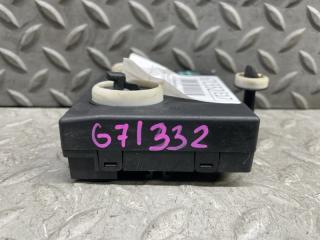 Блок управления дверьми левый передний AUDI A5 8T CDN 8T0959793J 3 ракурс Блок управления дверьми левый передний AUDI A5 8T CDN 8T0959793J 3 ракурс
