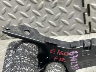 Крепеж бампера правый передний MAZDA DEMIO DJ3FS P3-VPS D09H 50 0T1 4 ракурс