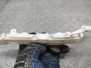 Крепеж бампера правый задний TOYOTA BELTA SCP92 2SZ-FE 52155-52091 3 ракурс