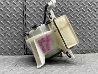 Мотор охлаждения батареи TOYOTA PRIUS ZVW30 2ZR-FXE G9230-47020 1 ракурс