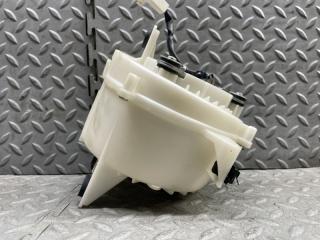 Мотор охлаждения батареи TOYOTA PRIUS ZVW30 2ZR-FXE G9230-47020 2 ракурс